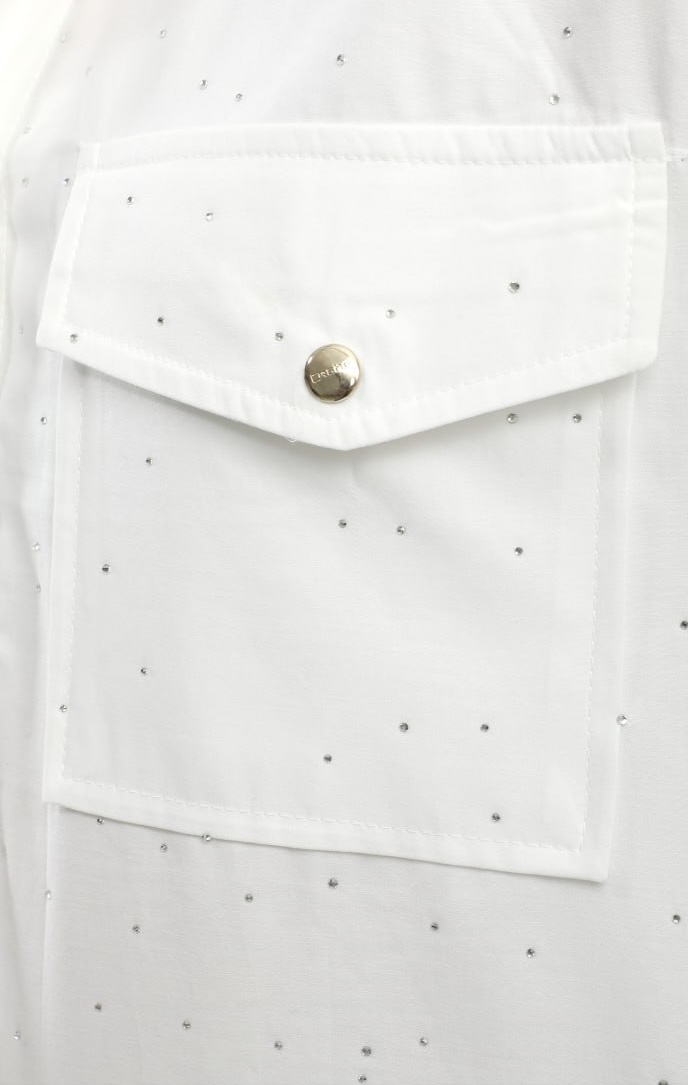Witte blouse dishe